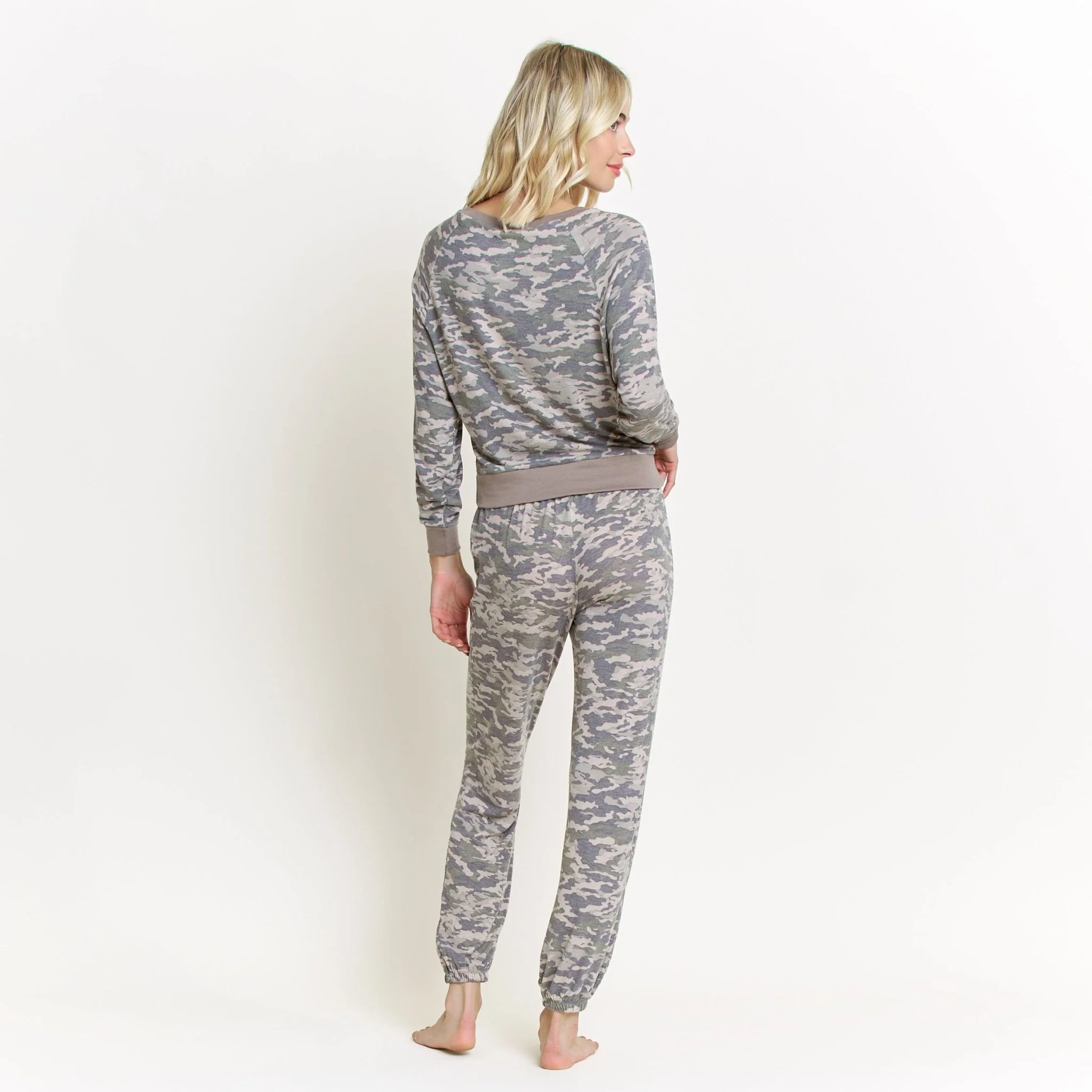 Star Seeker Long Set In Camouflage - Image 3