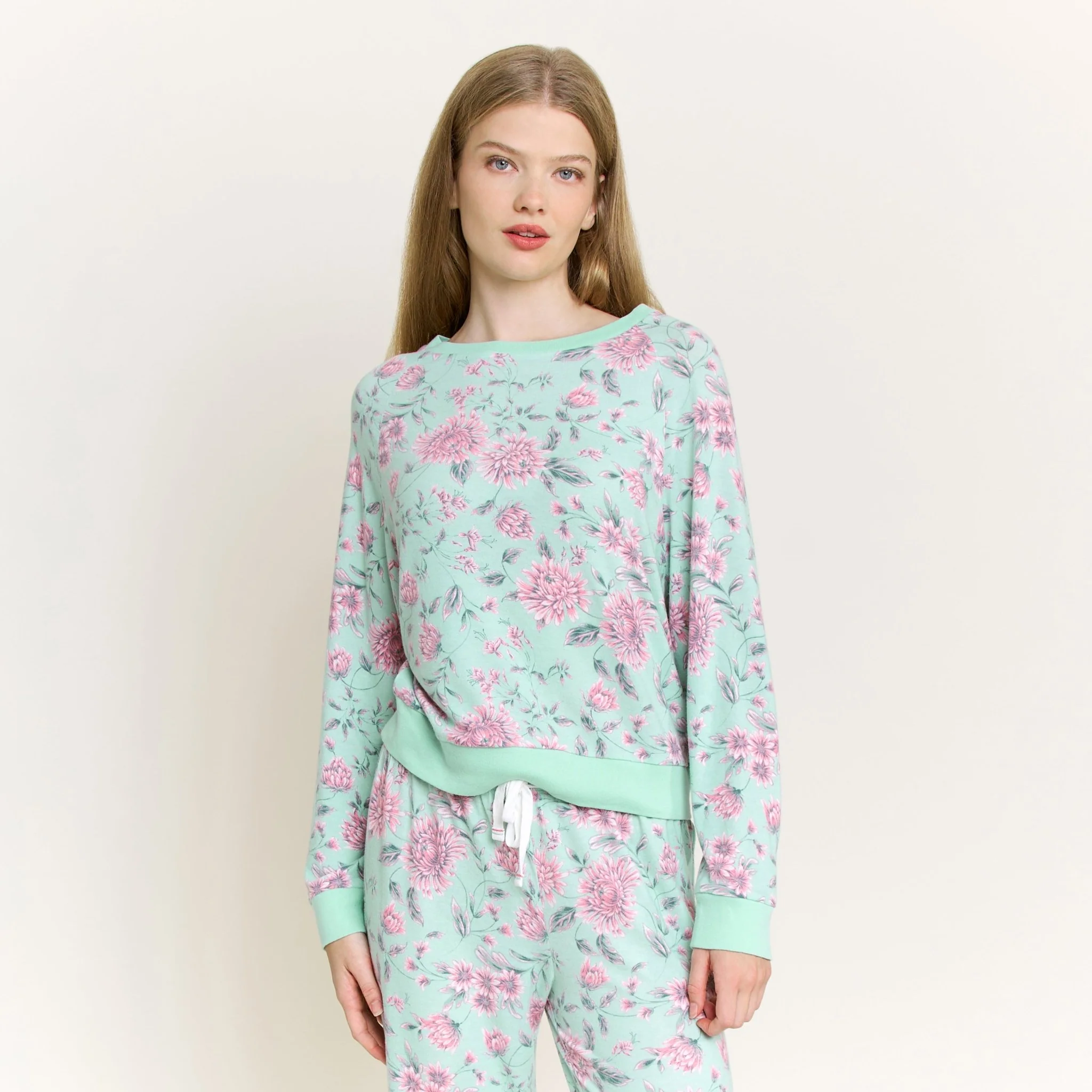 Star Seeker Long Set in Soft Mint Floral - Image 2