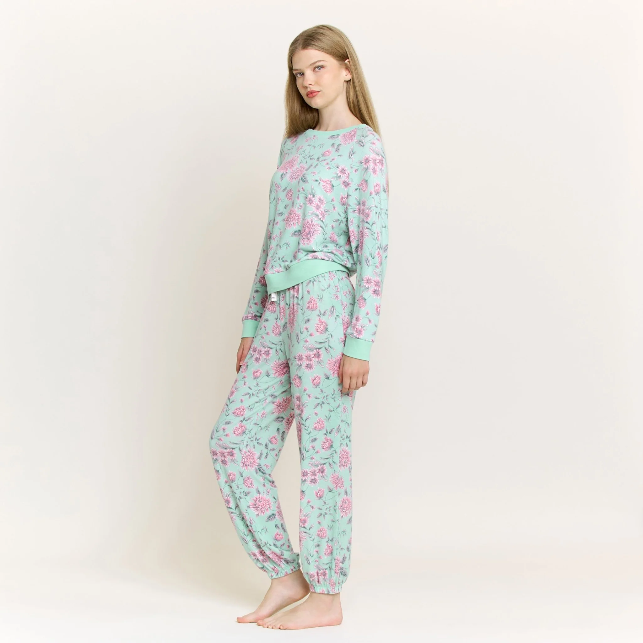 Star Seeker Long Set in Soft Mint Floral - Image 3